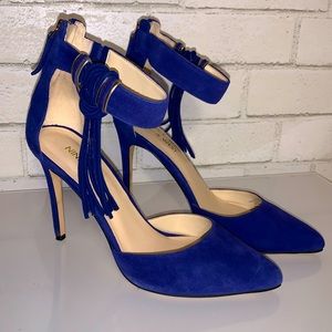 Nine West Cobalt Blue Velvet tassle heels Size 7